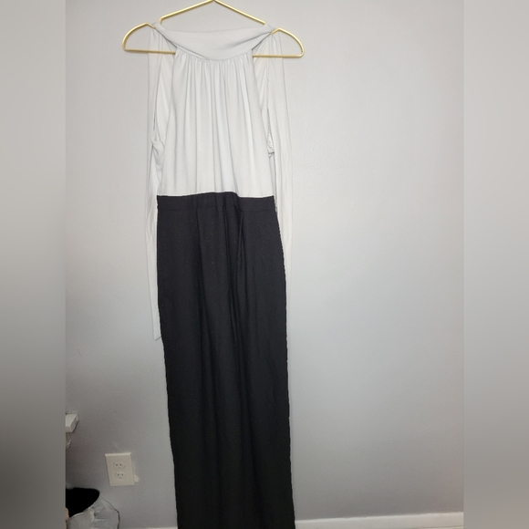 6 JW Jason Wu Black White Colorblock Halter Jumpsuit - Picture 2 of 7